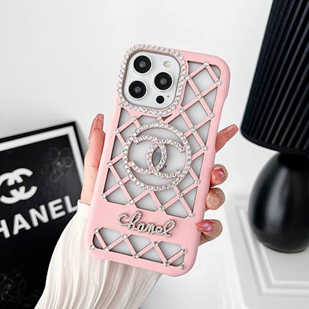 iphone 15 ultra カバー chanel 