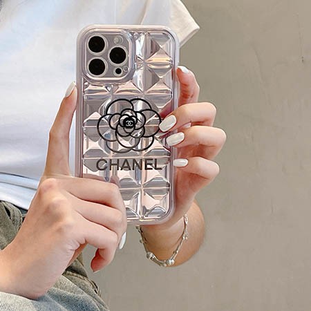 アイフォン15 chanel ケース 