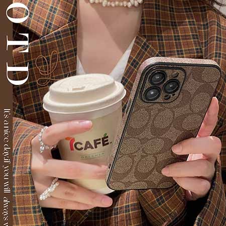 コーチ coach  iphone 15 携帯ケース 