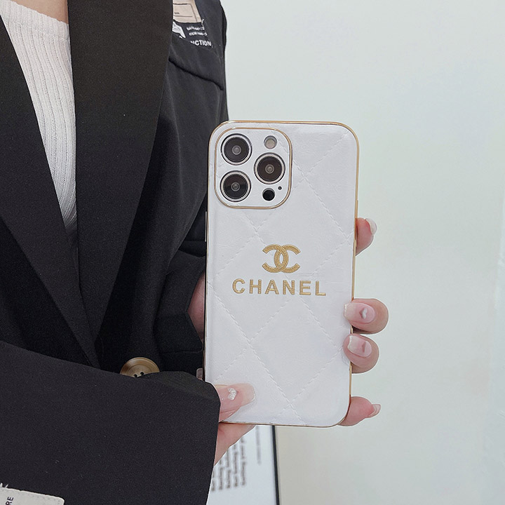 iphone 15 ultra chanel風 ケース 