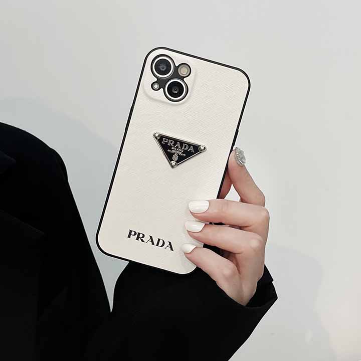 アイホン15プラス prada スマホケース 