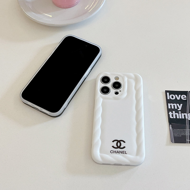 chanel 携帯ケース iphone15 