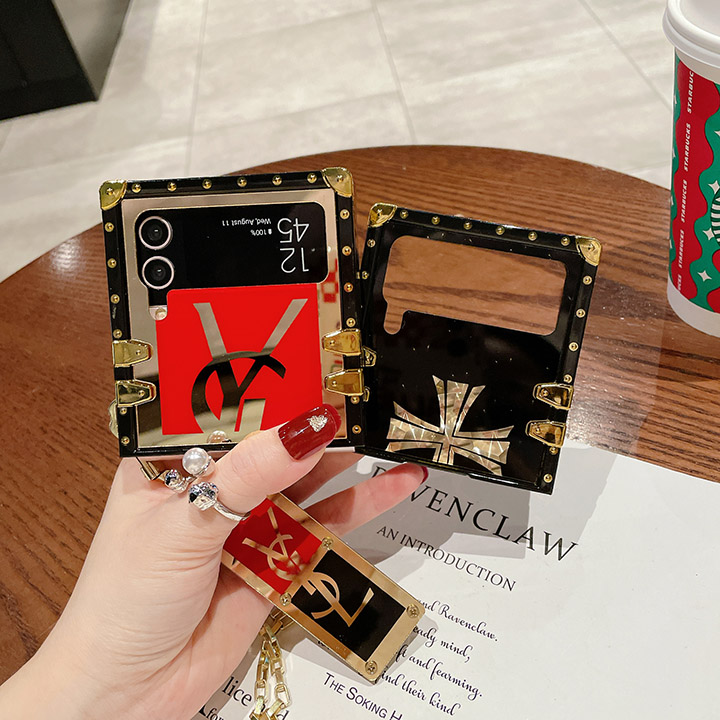 ハイブランド ケース アイホン 15 chanel風 