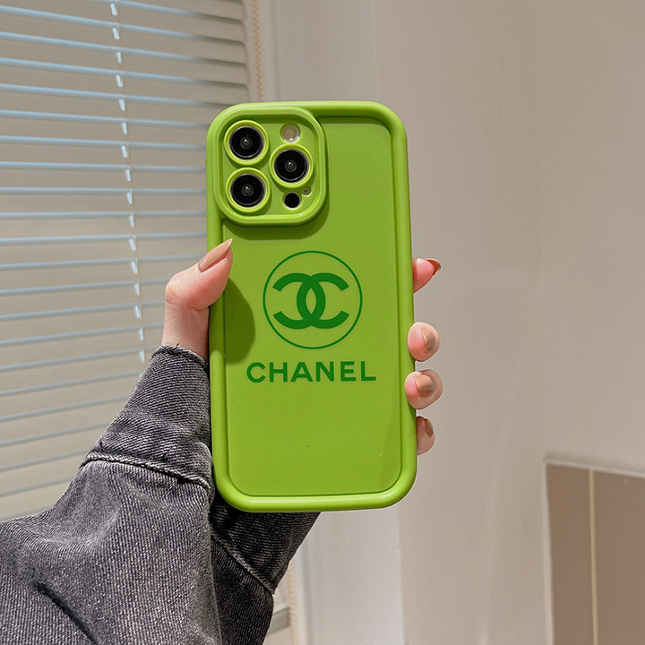 シャネル chanel 携帯ケース アイフォーン15 