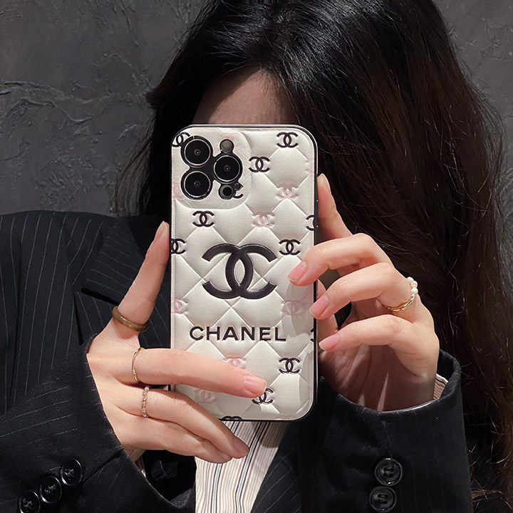 chanel 携帯ケース iphone 15プラス 